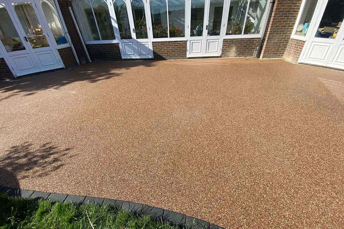surrey-resin-resin-bound-driveways-our-design-and-installation