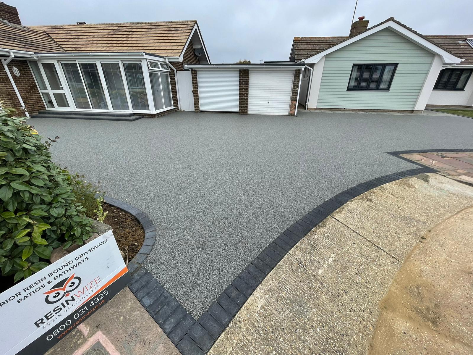 Resin bound driveway Silver